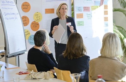 Geschäftsleiterin Carole Lehmann anlässlich eines Workshops